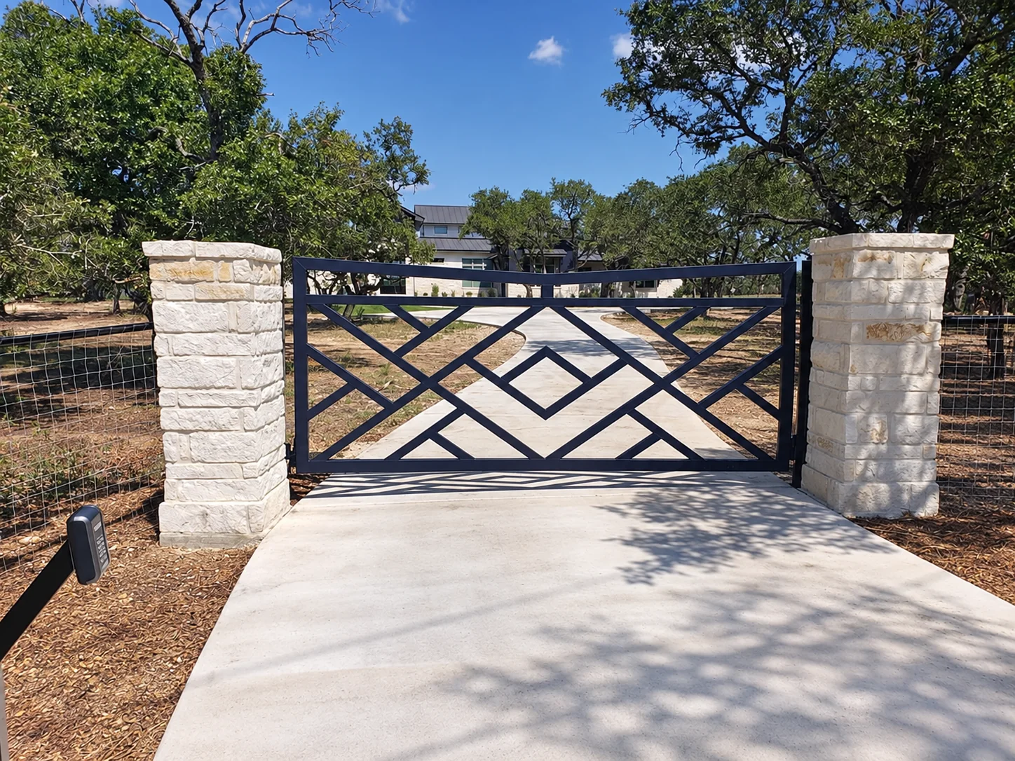 Finished geometric entrance gate